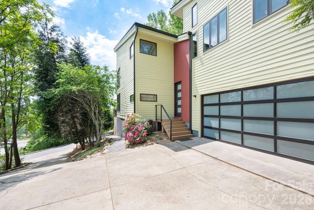 321 Barnard Avenue, Asheville, NC 28804
