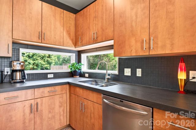 321 Barnard Avenue, Asheville, NC 28804