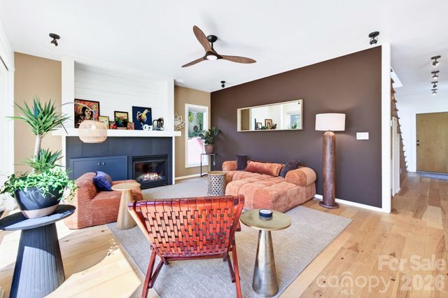 321 Barnard Avenue, Asheville, NC 28804