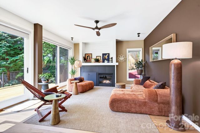 321 Barnard Avenue, Asheville, NC 28804