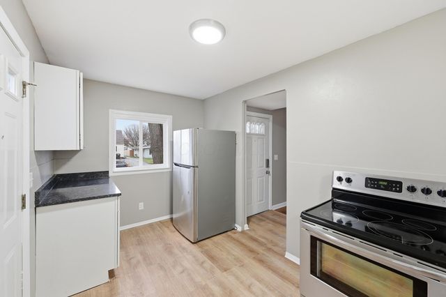 2288 Hiawatha Park Drive, Columbus, OH 43211