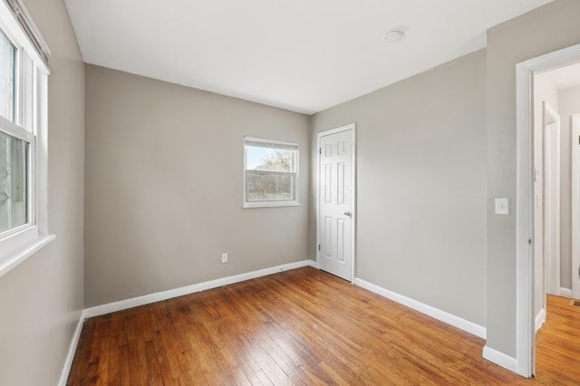 2288 Hiawatha Park Drive, Columbus, OH 43211