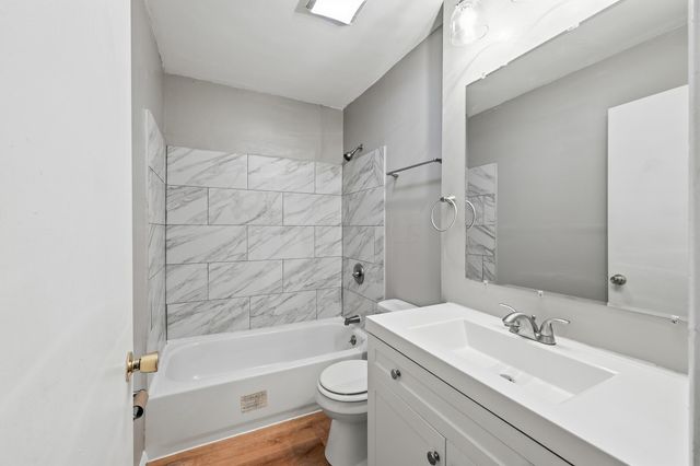 2288 Hiawatha Park Drive, Columbus, OH 43211