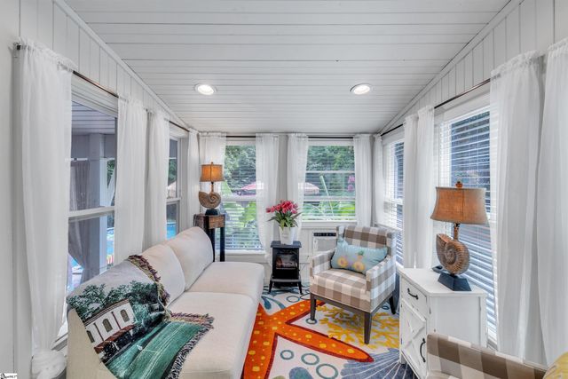 552 B S Buckhorn Road, Greenville, SC 29609