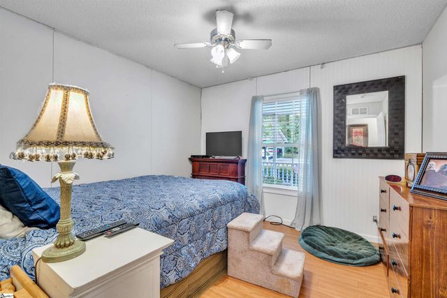 552 B S Buckhorn Road, Greenville, SC 29609