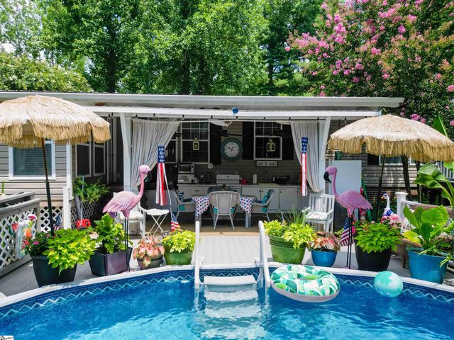 552 B S Buckhorn Road, Greenville, SC 29609