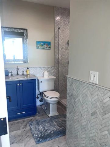 405 Blumont Street, Laguna Beach, CA 92651