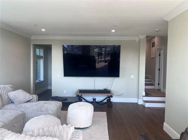 405 Blumont Street, Laguna Beach, CA 92651