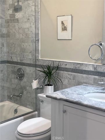 405 Blumont Street, Laguna Beach, CA 92651