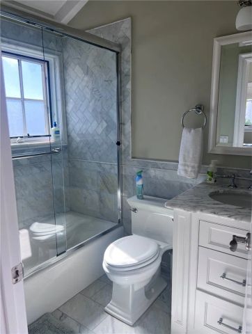 405 Blumont Street, Laguna Beach, CA 92651