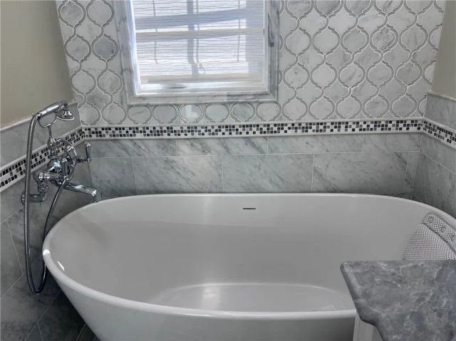 405 Blumont Street, Laguna Beach, CA 92651