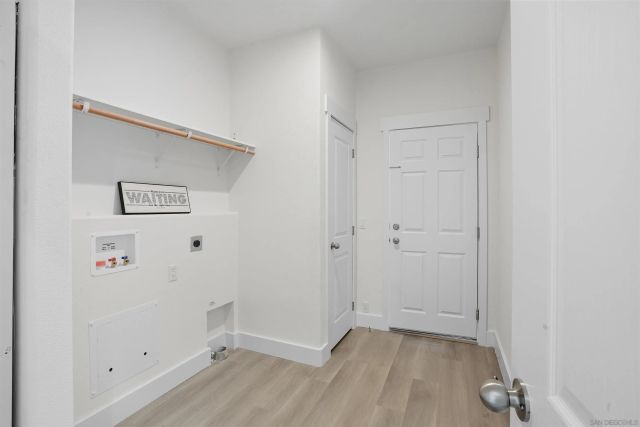 2080-82 Curtis, Vista, CA 92084