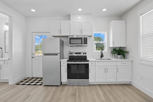 2080-82 Curtis, Vista, CA 92084