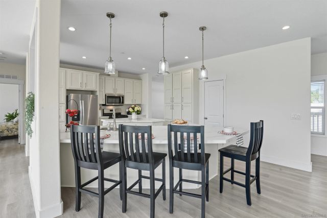 2080-82 Curtis, Vista, CA 92084