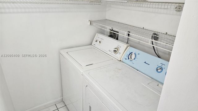 2710 W 60th Pl 204, Hialeah, FL 33016