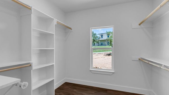 105 Chesterfield DR, Kingsland, TX 78639