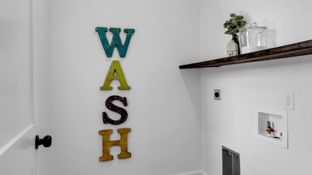 105 Chesterfield DR, Kingsland, TX 78639