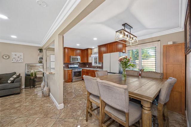 19095 N Augusta St, Woodbridge, CA 95258
