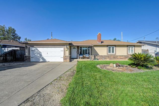 19095 N Augusta St, Woodbridge, CA 95258
