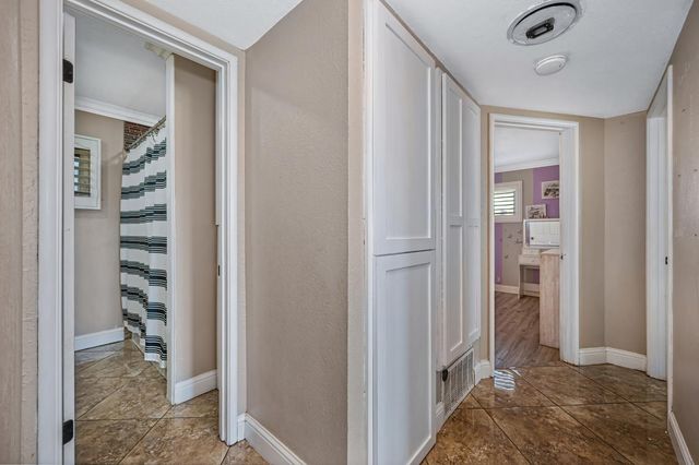 19095 N Augusta St, Woodbridge, CA 95258
