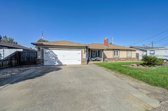 19095 N Augusta St, Woodbridge, CA 95258
