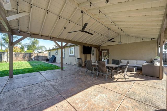 19095 N Augusta St, Woodbridge, CA 95258