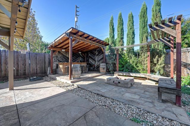19095 N Augusta St, Woodbridge, CA 95258