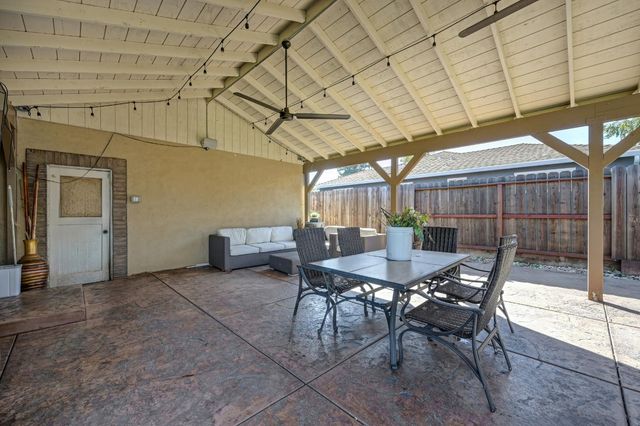 19095 N Augusta St, Woodbridge, CA 95258