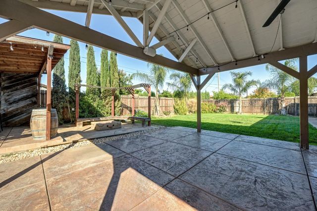 19095 N Augusta St, Woodbridge, CA 95258
