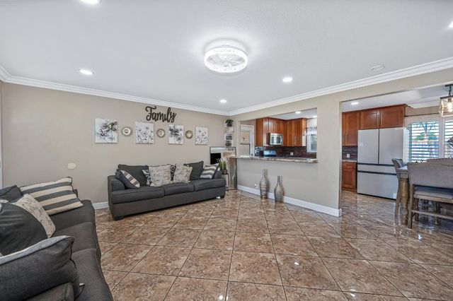 19095 N Augusta St, Woodbridge, CA 95258