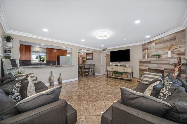 19095 N Augusta St, Woodbridge, CA 95258