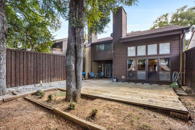 739 Oakwood Trail, Fort Worth, TX 76112