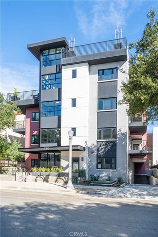 150 Oak Knoll Ave 103, Pasadena, CA 91101