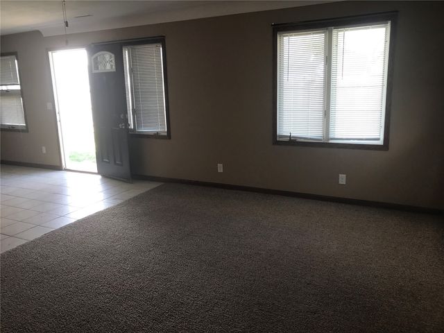 375 - 385 9th Avenue, Marion, IA 52302