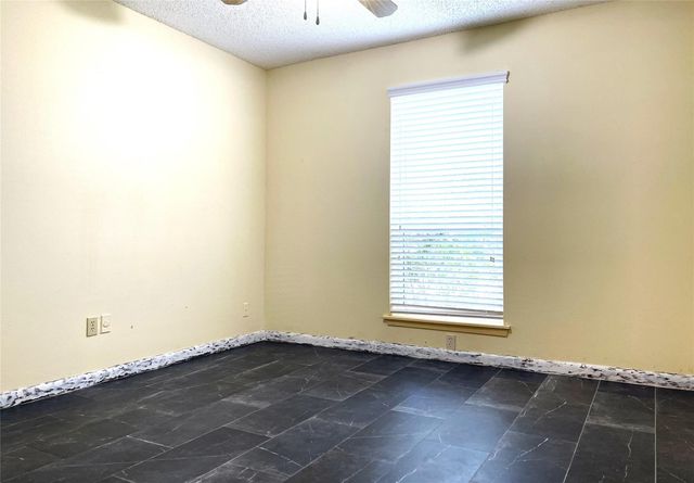 6203 Gladewell Drive, Houston, TX 77072