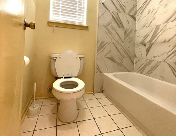 6203 Gladewell Drive, Houston, TX 77072