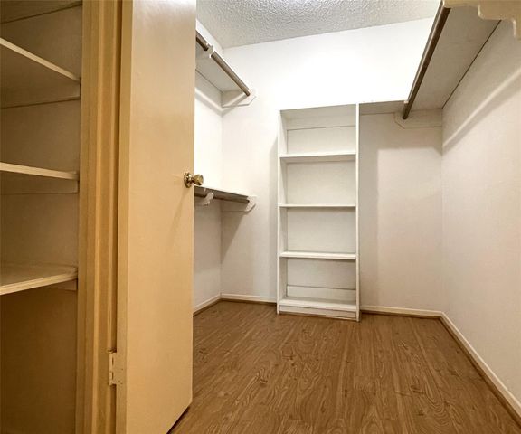 6203 Gladewell Drive, Houston, TX 77072