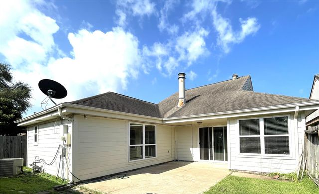 6203 Gladewell Drive, Houston, TX 77072