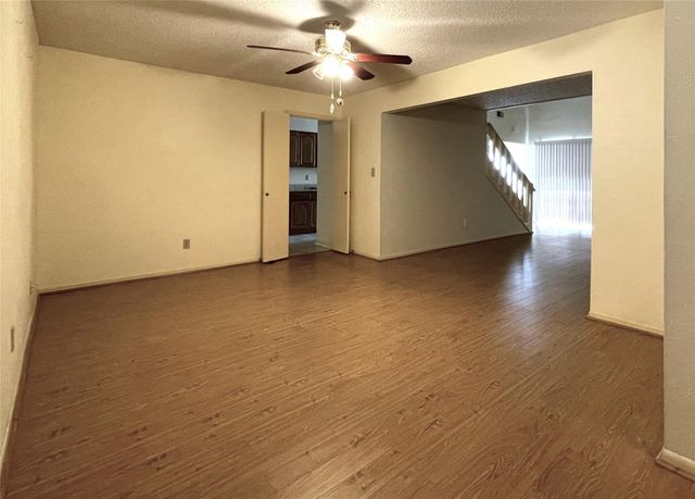 6203 Gladewell Drive, Houston, TX 77072