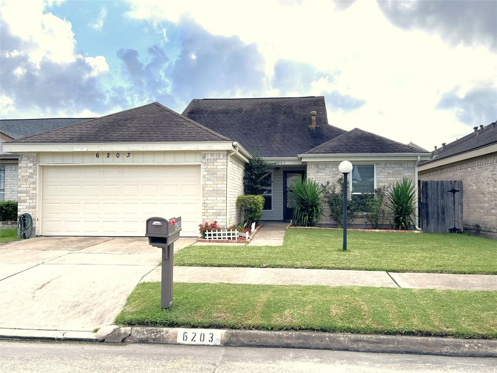 6203 Gladewell Drive, Houston, TX 77072