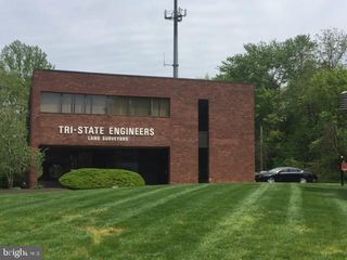 801 W STREET RD #5B, Feasterville Trevose, PA 19053