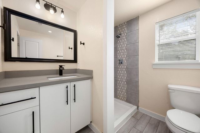 6122 Beldart Street, Houston, TX 77033