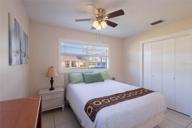 676 PARK CIRCLE 67, Bradenton, FL 34207