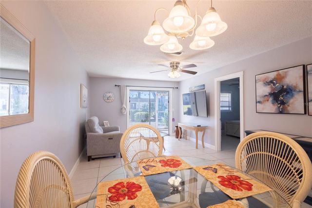 676 PARK CIRCLE 67, Bradenton, FL 34207