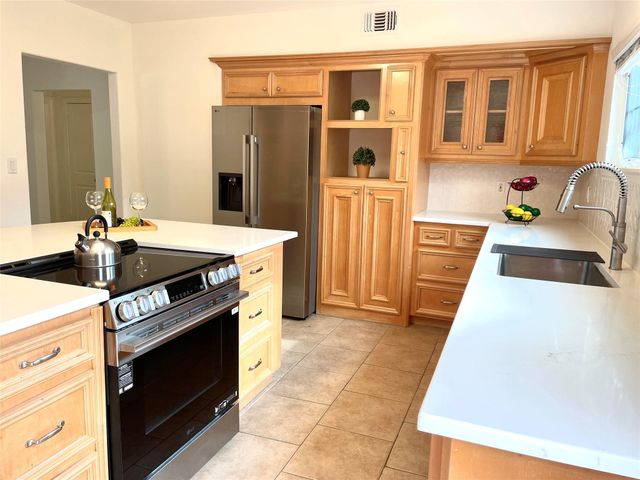 4334 Jefferson Street Street, Houston, TX 77023