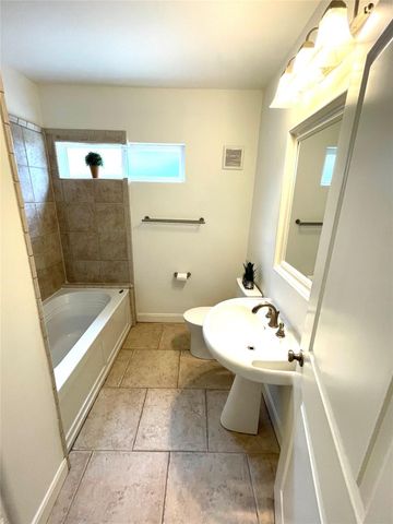 4334 Jefferson Street Street, Houston, TX 77023