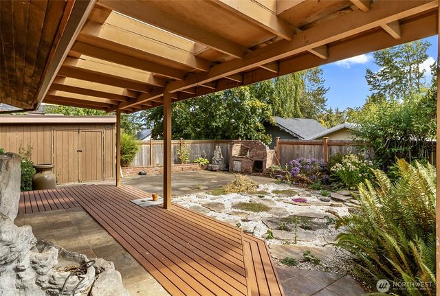 12042 14th Avenue S, Burien, WA 98168