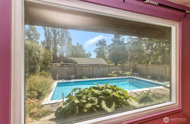12042 14th Avenue S, Burien, WA 98168