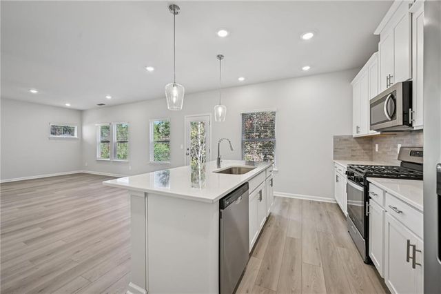 6917 Winchester Place, Fairburn, GA 30213