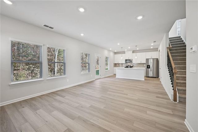 6917 Winchester Place, Fairburn, GA 30213